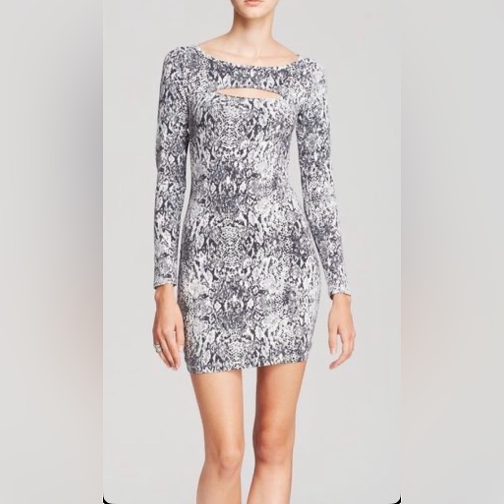 Guess Snakeskin Bodycon Dress. - Size L